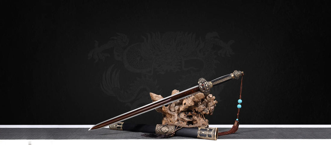 Le Jian Chinois : 2500 Ans d’Histoire, de Guerre et d’Artisanat