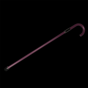 Vue complète d’une canne-épée cosplay “Soul King” en position diagonale, tube en acier laqué violet sur fond noir uniforme, poignée en crochet et bague métallique visible près de la jonction, éclairage studio mettant en valeur la brillance de la laque et le contraste du décor sombre.