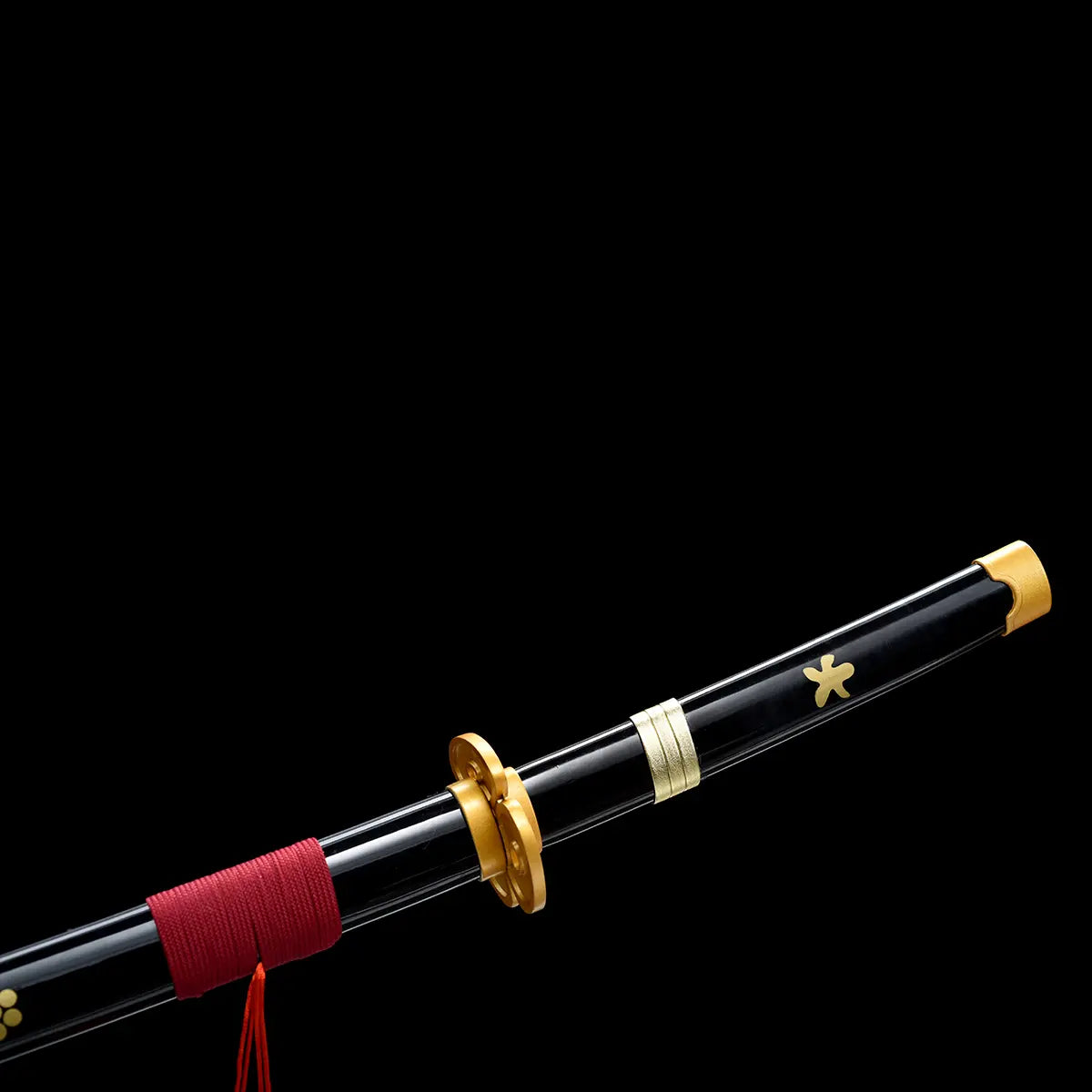 Fourreau noir décoré du katana Enma Black, réplique de Zoro dans One Piece, finitions dorées et cordon rouge