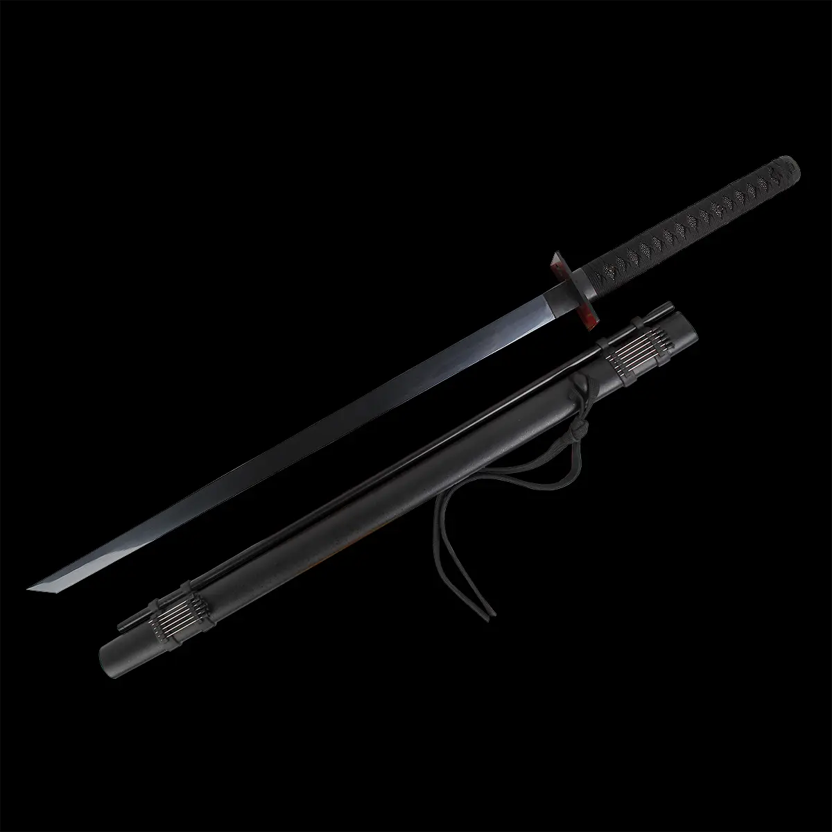 Katana japonais artisanal “Shinobi” dégainé, lame noire brillante en diagonale sur fond noir, tsuba carrée, poignée tsuka noire tressée, fourreau noir mat à côté avec porte-aiguilles décoratif visible — katana ninja, ninjatō, katana noir, Blade Bushido.