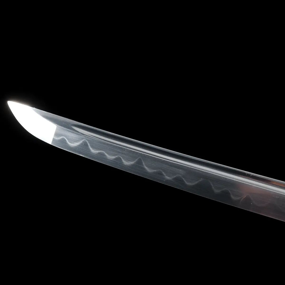 katana-japonais-shirasaya-clair-de-lune-detail-pointe-hamon-blade-bushido