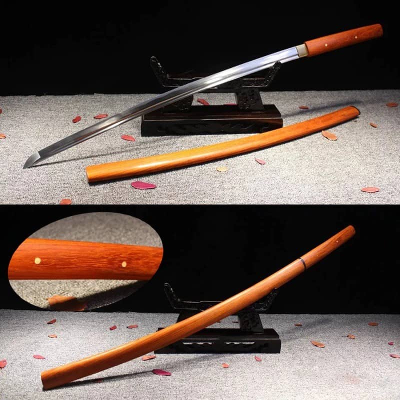 Katana en bois de rose de type shirasaya identique a celui du personnage interprété par Forest Whitaker dans le film Ghost Dog: La Voie du samouraï